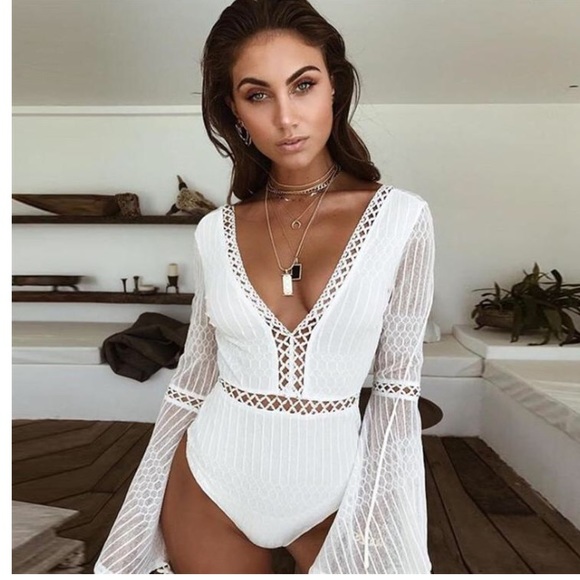 Tops - NWOT White bodysuit